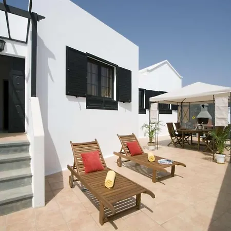 Villa Puerto Del Carmen Sleeps 6 Pool Wifi Puerto del Carmen (Lanzarote)