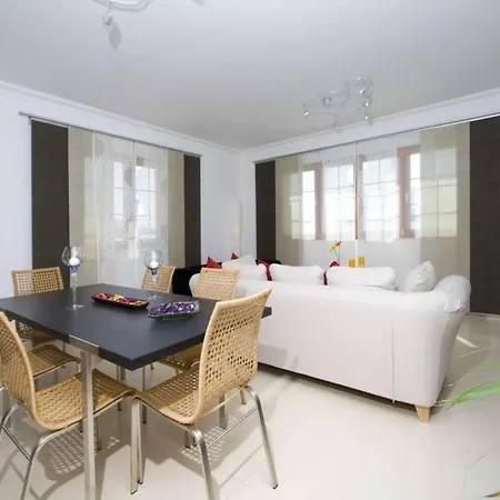 Puerto Del Carmen Sleeps 6 Pool Wifi * Пуэрто дель Кармен